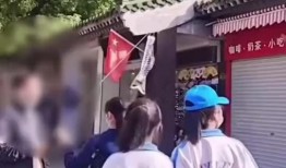 南京最新爆料小伙,小伙勇斗歹徒，英勇事迹传遍大街小巷